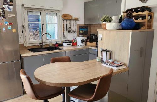Port Guillaume House | Nice house with garden near the beach