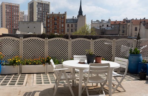 Aubervilliers Apartment | Nice, large family apartment (2 bedrooms - sleeps 5) very close to Paris