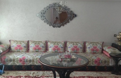 El Menzeh Apartment | Nice, quiet, modern apartment 2 minutes from the town center