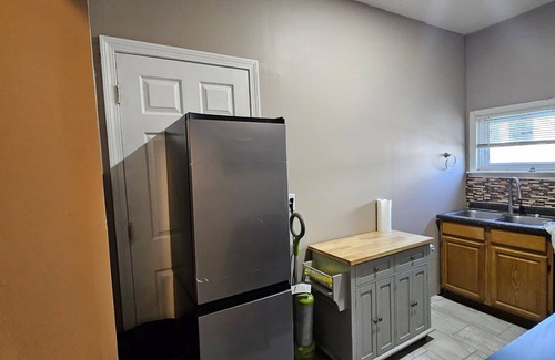 Providence Apartment | Nice spacious apartment near Whole Foods, Brown University