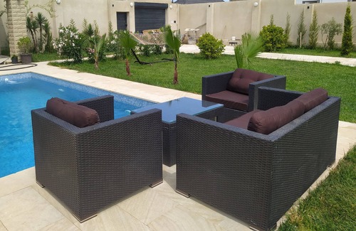 Baku Villa | Nice villa 10 minutes drive from the airport. Close to beach and city center.