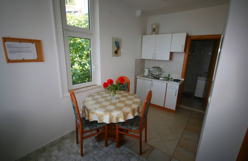 Marusici Apartment | Nice Villa Just Above The Beach