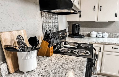 Anniston House | Nichole's Nest