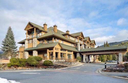 Nicklaus North Apartment | Nicklaus North - Clubhouse by Whistler Premier