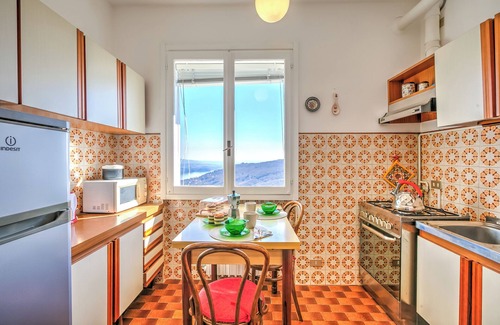 Levo Apartment | Nicoletta's Lake View Stresa, Stresa, Italy