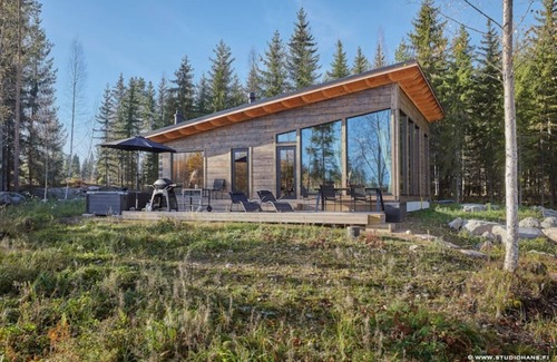 Tampere Cabin | Niemi-Kapeen Kokkoranta - Tampere lakeside cottage in the midst of wild nature