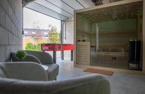 Riemst House | NIEUW - De Grenspaal WEST 6P 5 min Maastricht - Sauna - Laadpaal
