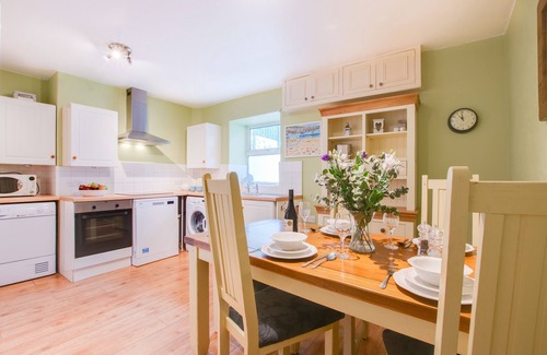 Mousehole House | Nigel House - Two Bedroom House, Sleeps 4