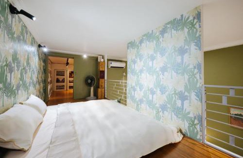 Hang Buom Apartment | Night market, Old town, Spacious, Economical
