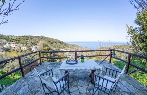 Lambinou House | Nightingale Cottage Pelion by JJ Hospitality