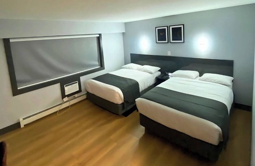 100 Mile House Hotel | Nights Inn
