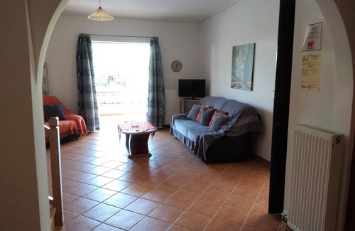 Perdhika House | NIKOLAOS' HOUSE IN PERDIKA TOWN