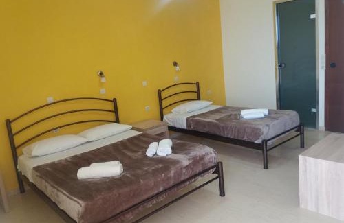 Fragkokastello Bed & Breakfast | Nikos & Anna Rooms