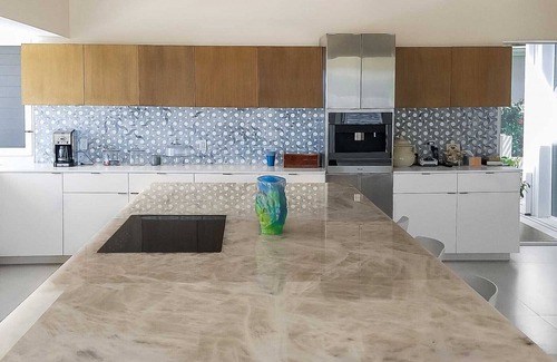 Leeward Settlement Villa | Nine bedroom Villa - Upper Grace Bay