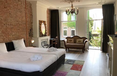 Oude Pijp Bed & Breakfast | Nine-T-Teen Bed and Boutique
