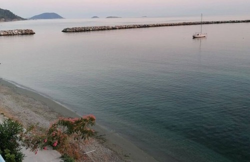 Loutraki Apartment | "Ninemia" Sea front apartment