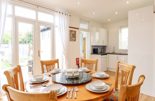 Southend-on-Sea House | NINETY EIGHT, family friendly, with a garden in Southend-On-Sea