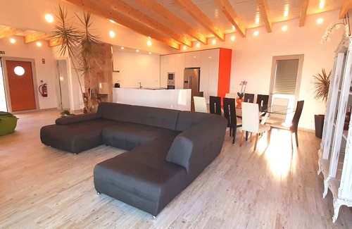 Barril de Cima House | Nira Beach House Eleganc & Charm exclusive pool and sea view