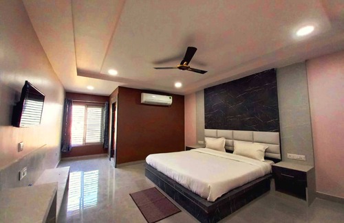 Brahmapur Hotel | Nirmalya Inn