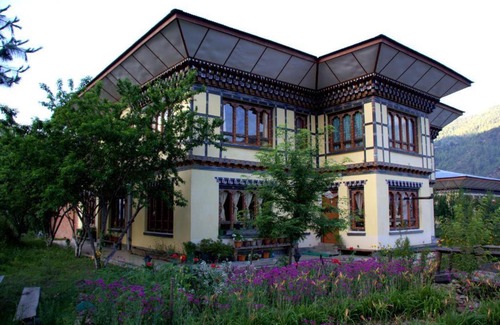Paro Hotel | Nirvana Lodge