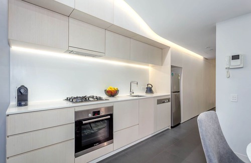 City West Apartment | Nishi Building * Furnished Apt * Amazing Sunsets * Walk to Lake, City & ANU