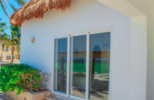 Chicxulub Puerto House | Nisiros Spacious Beachfront home