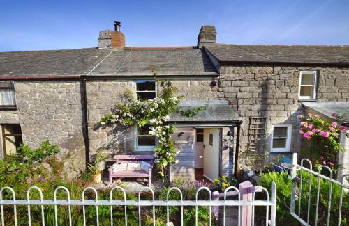 Pendeen House | Niver Dew Holiday Cottage