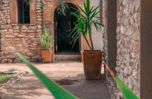 Kang Hotel | Nkisi Guesthouse