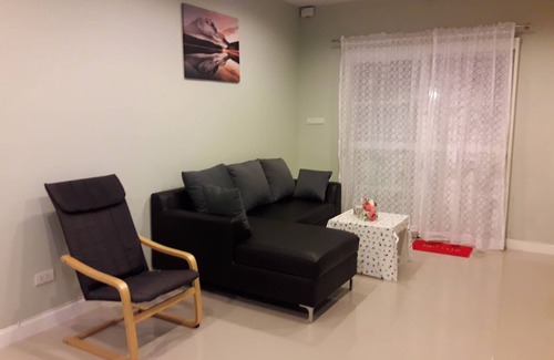 Hai Ya House | NN CHIANGMAI HOUSE 2 storey townhome located near Night Bazar