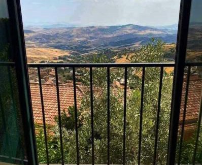 Cammarata House | Nni Turiddu
