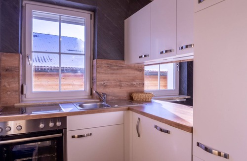 Graen Apartment | No. 4 Troll flower - HAUS fern