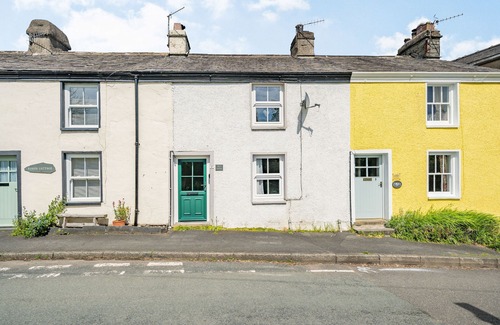 Spark Bridge Cottage | NO. 7, family friendly, character holiday cottage in Spark Bridge