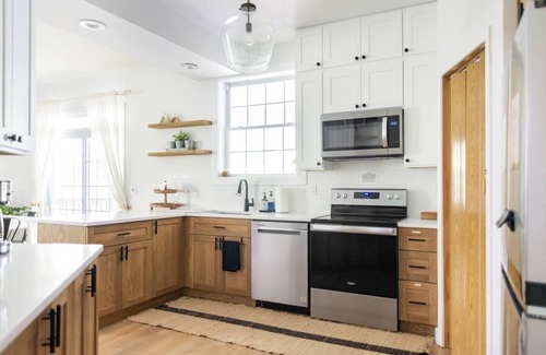 Catskill House | NO CLEANING FEE! Peaceful Cabin on 2.5 Wooded Acres- 3 Bed/2.5 bath