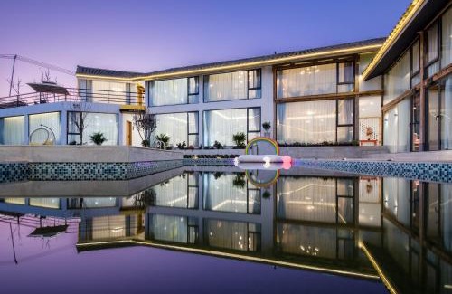 Guandu House | No Flowers Boutique Hostel