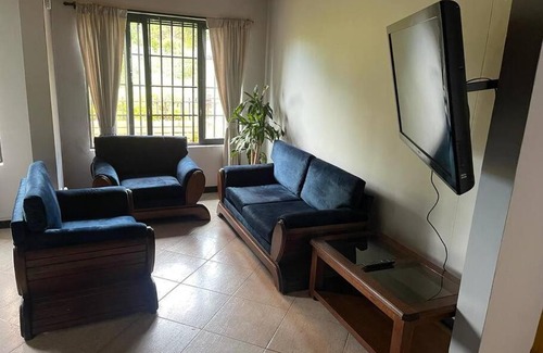 Rionegro House | No reservar! No disponi ble!