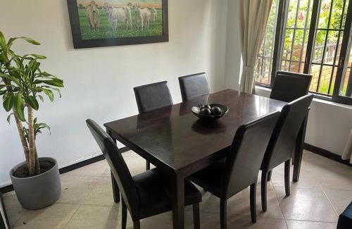 Rionegro House | No reservar! No disponi ble!