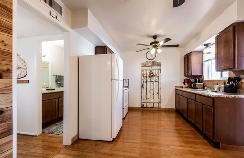 Sun City House | NO WINTER WEATHER-nNICE AND WARM-nGREAT PLACE FOR 2 SNOWBIRDS-nCome see us!