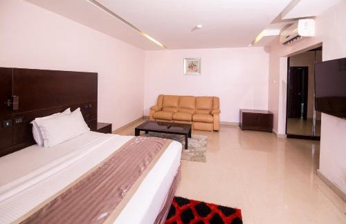 Kumasi Hotel | Noble House Hotel