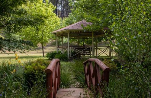 Dwellingup Ski Chalet | Noble River Estate