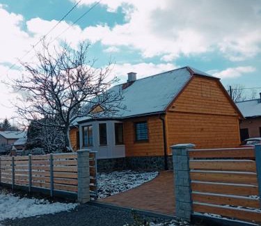 Dukla House | Noclegi Majowy Zakątek