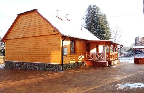 Dukla House | Noclegi Majowy Zakątek
