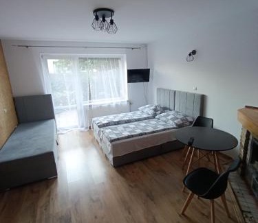 Leszno House | Noclegi Venus