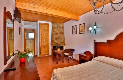 Santo Tome Hotel | Noguera de la Sierpe