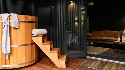 Daylesford House | Noir