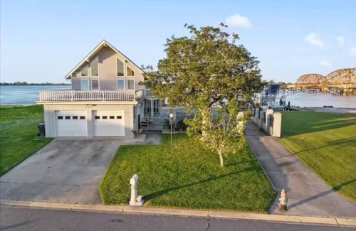 New Orleans East Area Villa | Nola Magnolia