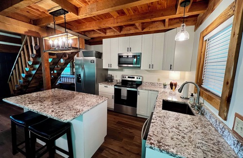 Bee Spring Cabin | Nolin LAKEFRONT Cabin @ Mammoth Cave