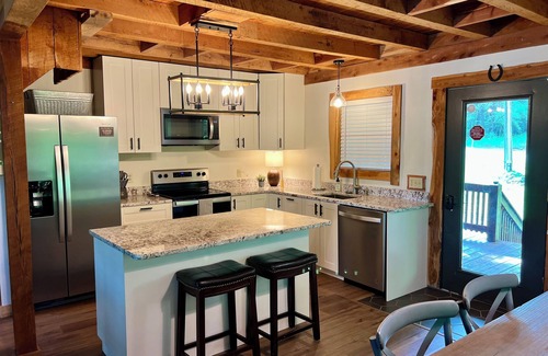 Bee Spring Cabin | Nolin LAKEFRONT Cabin @ Mammoth Cave