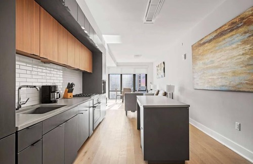 NoMa House | NoMa Office District Nearby| Private Desk + Free Wi-Fi | Gym | DC