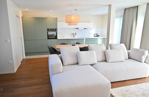 Milly-la-Foret House | Nomad house 1 with 3 bedrooms, Jacuzzi center of Milly La Forêt !