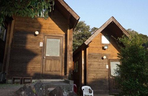 Ihama Cottage | Nonsmoking Courtside Tiny Log House for 2 peopl/Kamo-gun Shizuoka
